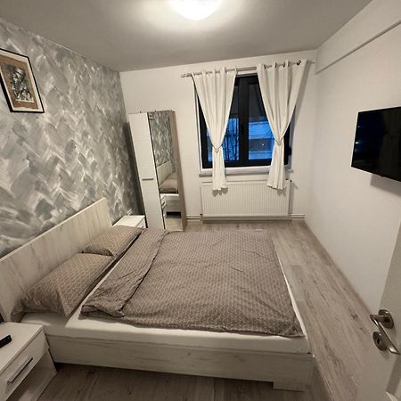 Apartament Ultracentral Modern 1 Pitesti Bagian luar foto